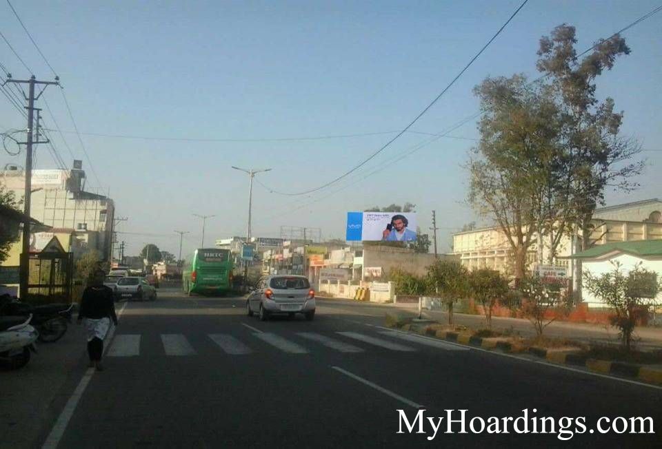 OOH Billboard Agency in India, Hoardings Advertising in Main Market Una