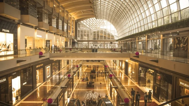 For premium and luxury brands, the goal is simple yet challenging: reach affluent consumers at the moments when they’re most open to exploring, indulging, and spending. Modern malls offer exactly that environment. With curated ambience, high-spend footfall, and controlled advertising spaces, mall branding for premium and luxury brands has become one of the most effective ways to influence purchase decisions. From fashion and jewellery to beauty, auto, and lifestyle brands—mall partnerships have emerged as a powerful channel for brand elevation and high-value conversions.