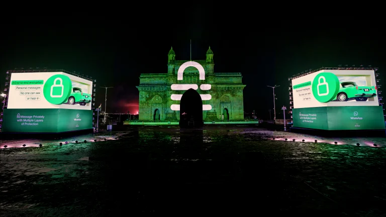 WhatsApp “View Once” billboard campaign used metro city OOH hoardings to drive mass awareness of the privacy feature.