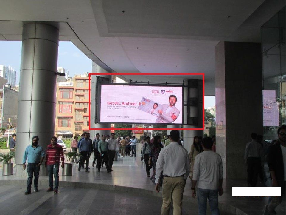 Location intelligence in OOH