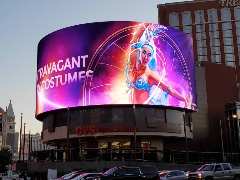 Largest Outdoor Hoardings, Giant Billboard Ads, Mega OOH Displays, Large Format Advertising, Outdoor Media India