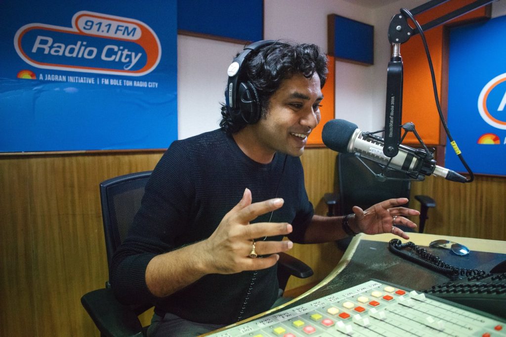 Radio Advertising Media Options Explained: Spot Ads, RJ Mentions & Show Sponsorships