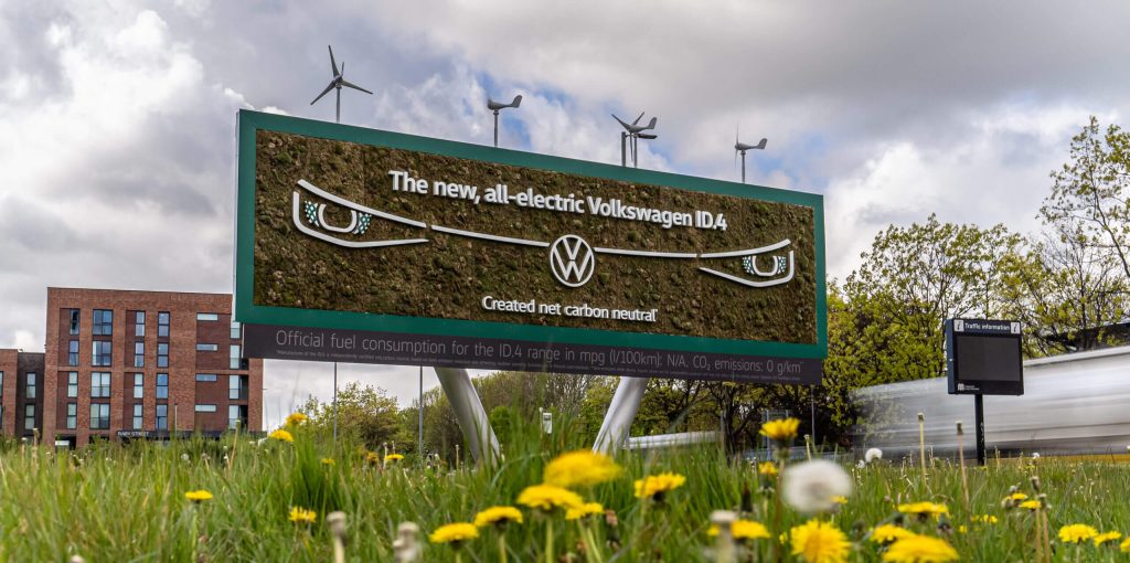 Living Billboards showcase how DS Group and MOMS Outdoor blended sustainability with high impact OOH at DND Flyway