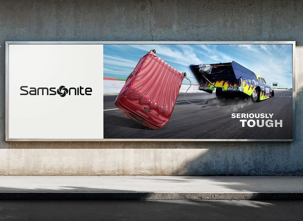 Samsung × Tourism Australia luggage trolley & terminal media campaign blends tech innovation with travel storytelling.