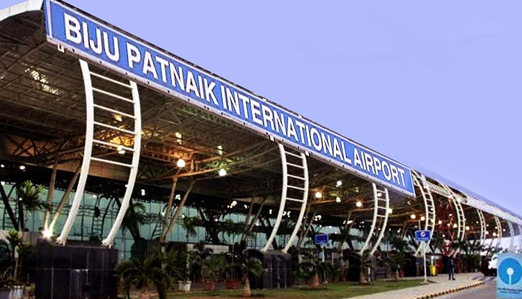 Bhubaneswar airport Republic Day travel advisory urges flyers to arrive early due to enhanced security and strict airport checks.