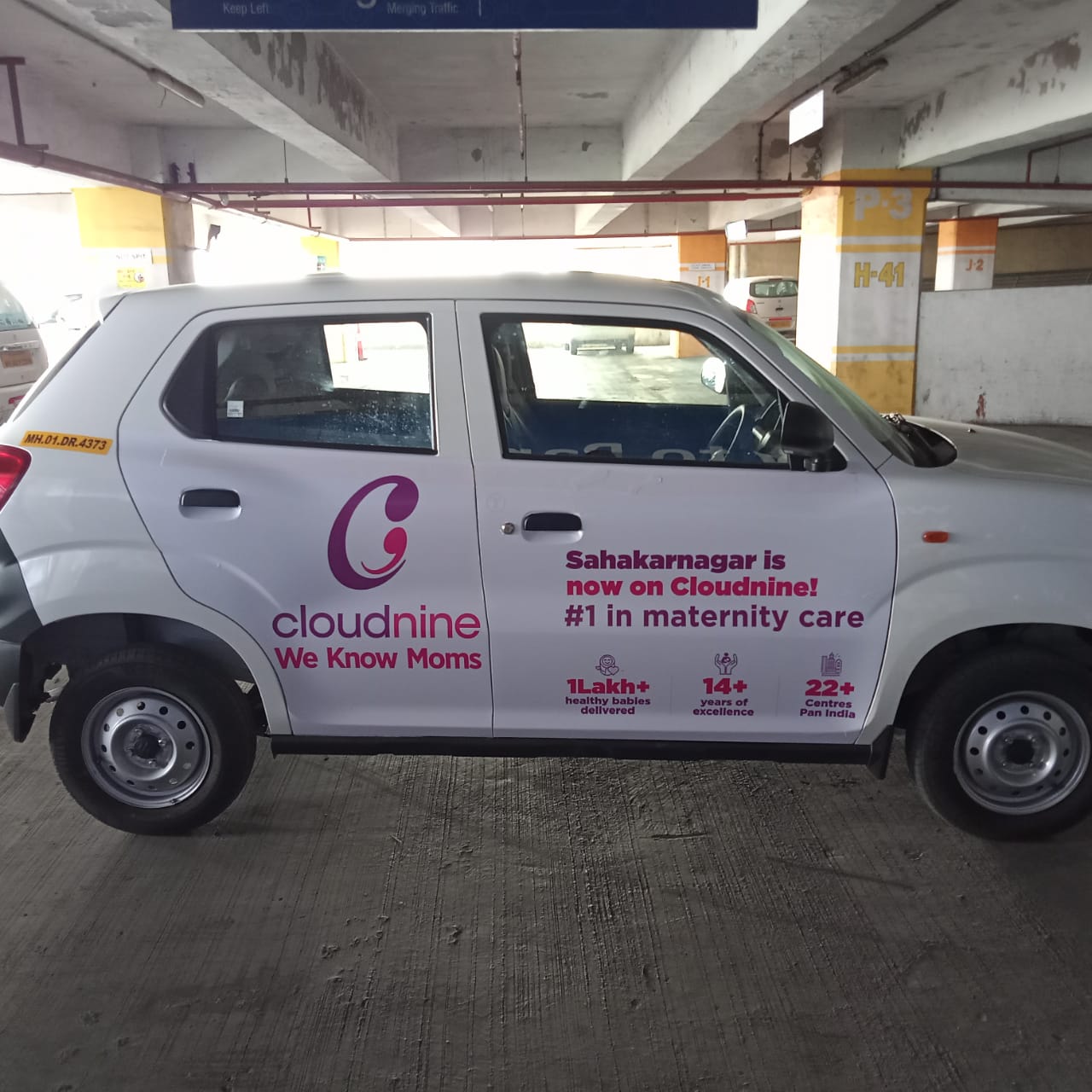 Taxi Branding Delhi, UBER car advertising Mumbai, Ola cab branding Chennai
