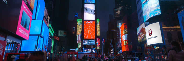 DOOH Advertising Solutions, Digital Outdoor Ads, Smart OOH Branding, Dynamic DOOH Campaigns, Screen-Based Outdoor Media