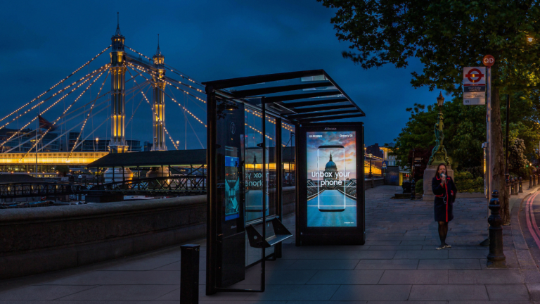 Programmatic DOOH advertising, Automated digital billboards, Real-time OOH buying, Data-driven outdoor ads, Smart DOOH campaigns