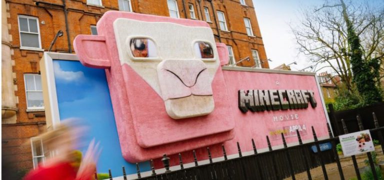 Piccadilly Lights campaign, Iconic London billboard, DOOH advertising London, Piccadilly Circus branding, High-impact OOH media