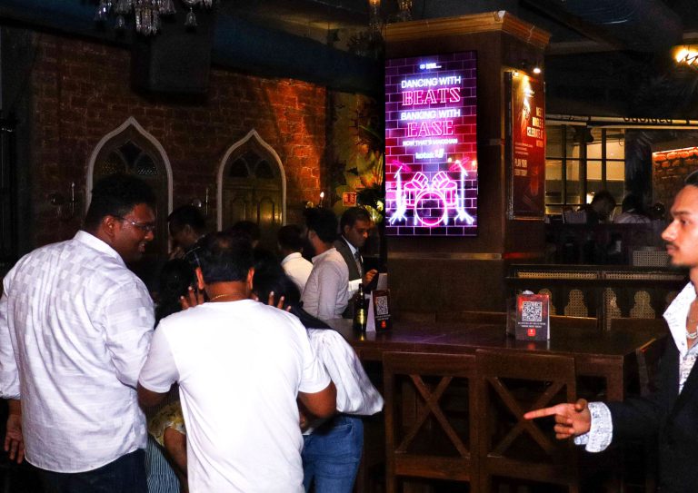 Kotak Mahindra Bank campaign, Tagtalk advertising, digital OOH India, urban youth marketing, interactive advertising, MyHoardings, brand engagement