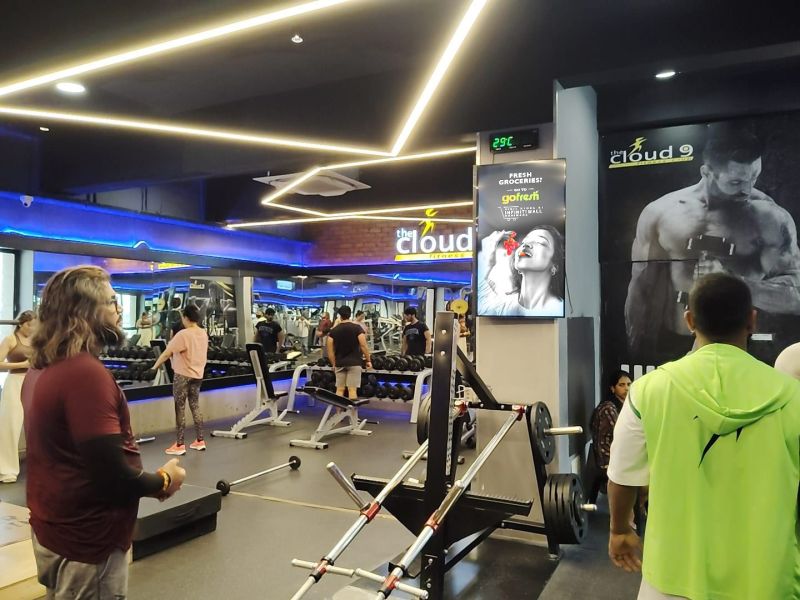 Tagtalk campaign, FreshPik advertising, hyperlocal marketing, gym advertising Mumbai, digital OOH, MyHoardings, wellness brand promotion