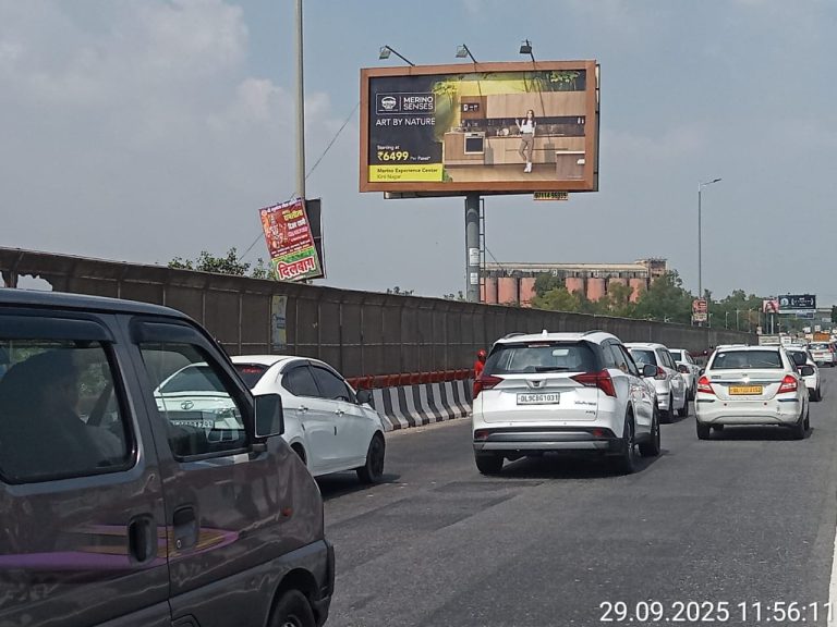 Merino campaign, Naraina Flyover hoarding, Delhi OOH advertising, festive brand campaigns, MyHoardings