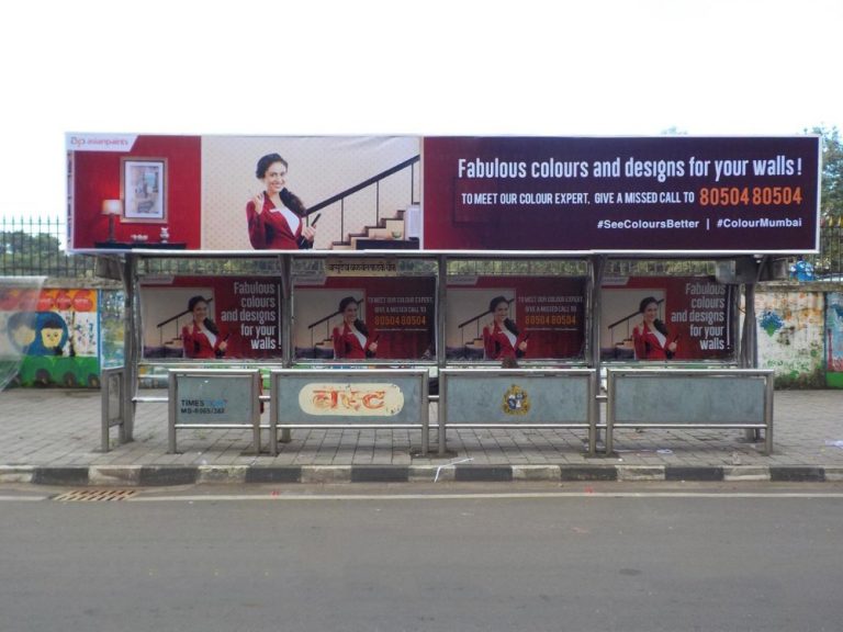 The Role of Bus Shelter Ads in Strengthening Omnichannel Brand Recall